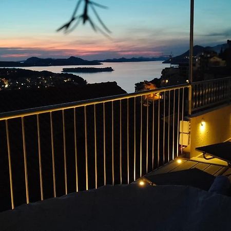 두브로브니크 Kate'S Studio With An Amazing View 아파트 외부 사진